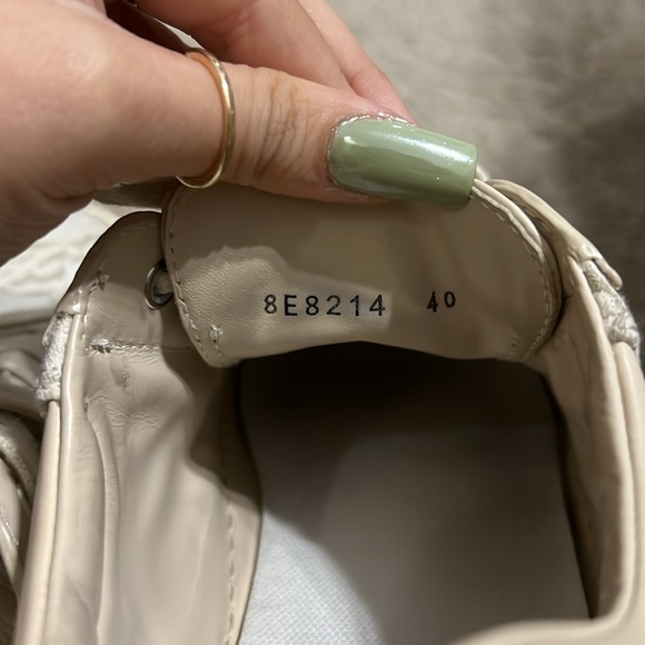 FENDI Karligraphy Logo Sneaker - Picture 8 of 8